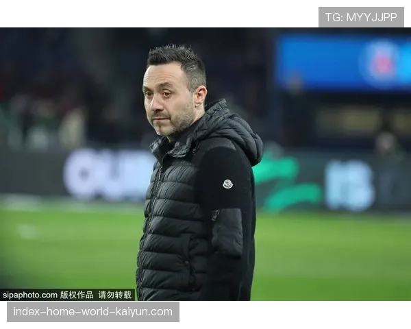 德泽尔比高强度前场压迫体系 热刺球员无球跑动需大幅提升